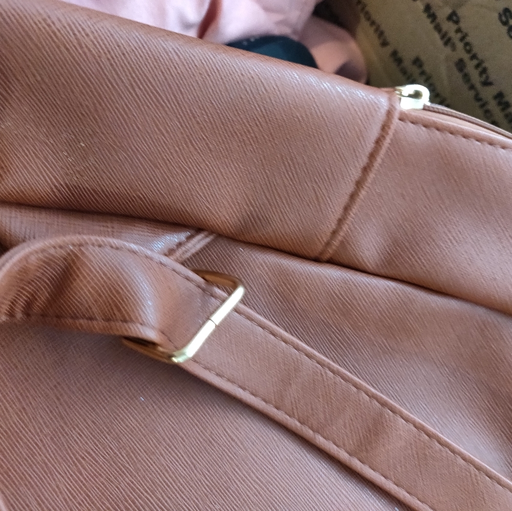 Cute spacious bag - Picture 4 of 9